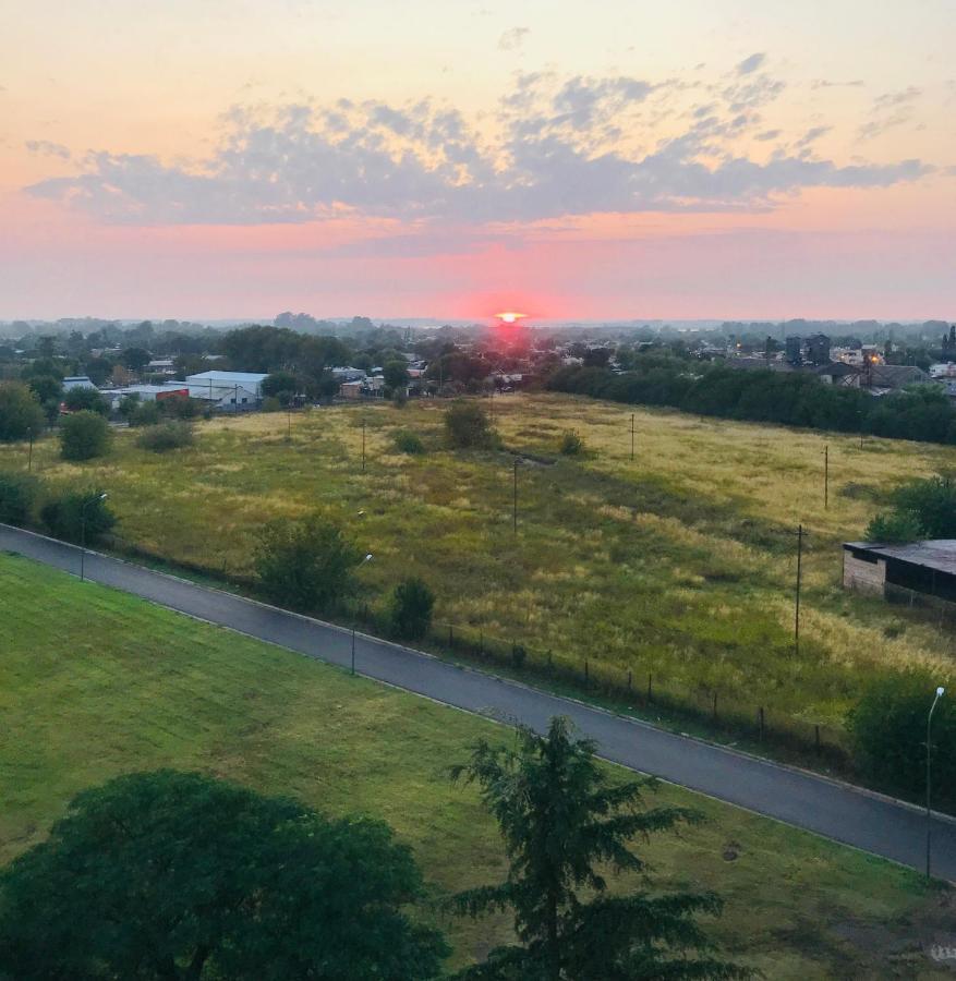 Amanecer Rent Apart - Tu Hogar! Amplio Y Luminoso Con Desayuno Junín Exteriér fotografie